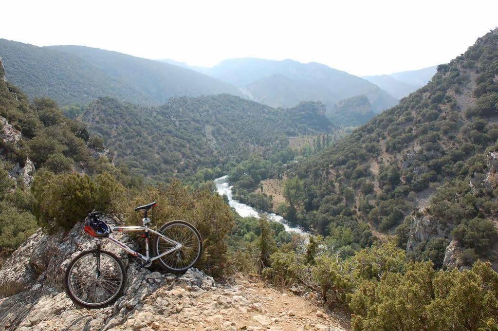 El Abrigano Del Canon Pesquera de Ebro Extérieur photo